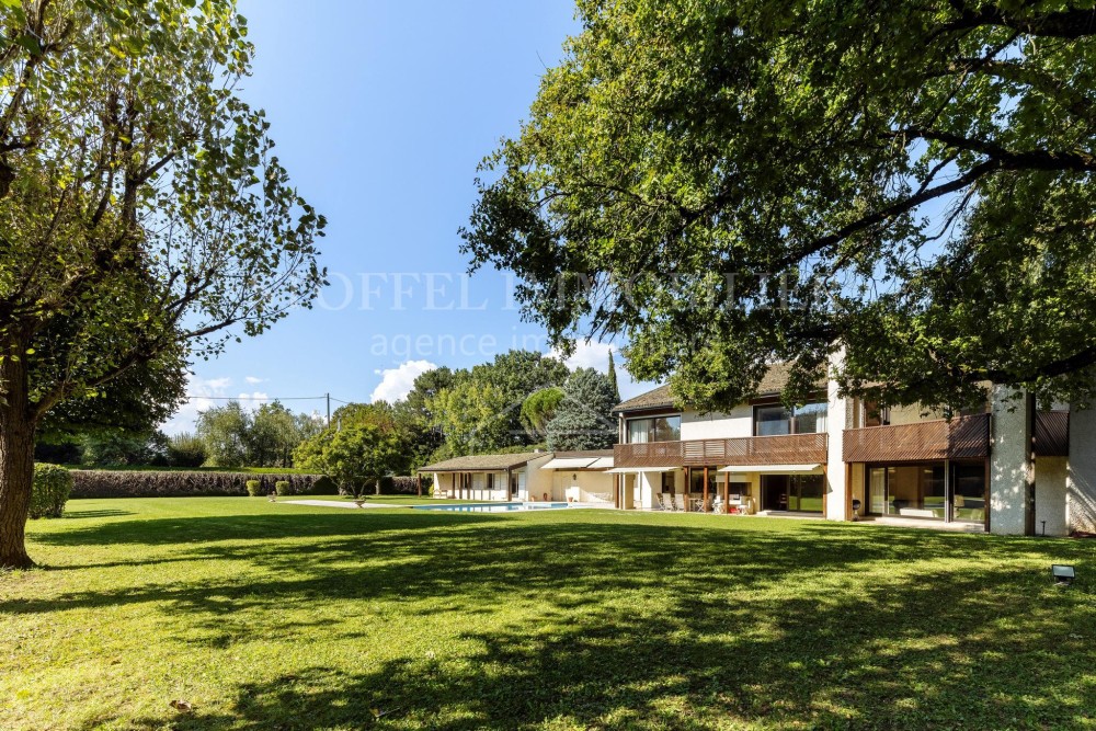 Large Property in Absolute Tranquility - Exclusive
